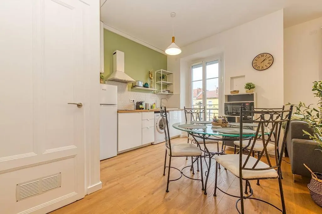 Entre Gare Et Centre-Ville: Lit Double, Wifi Grenoble Apartment