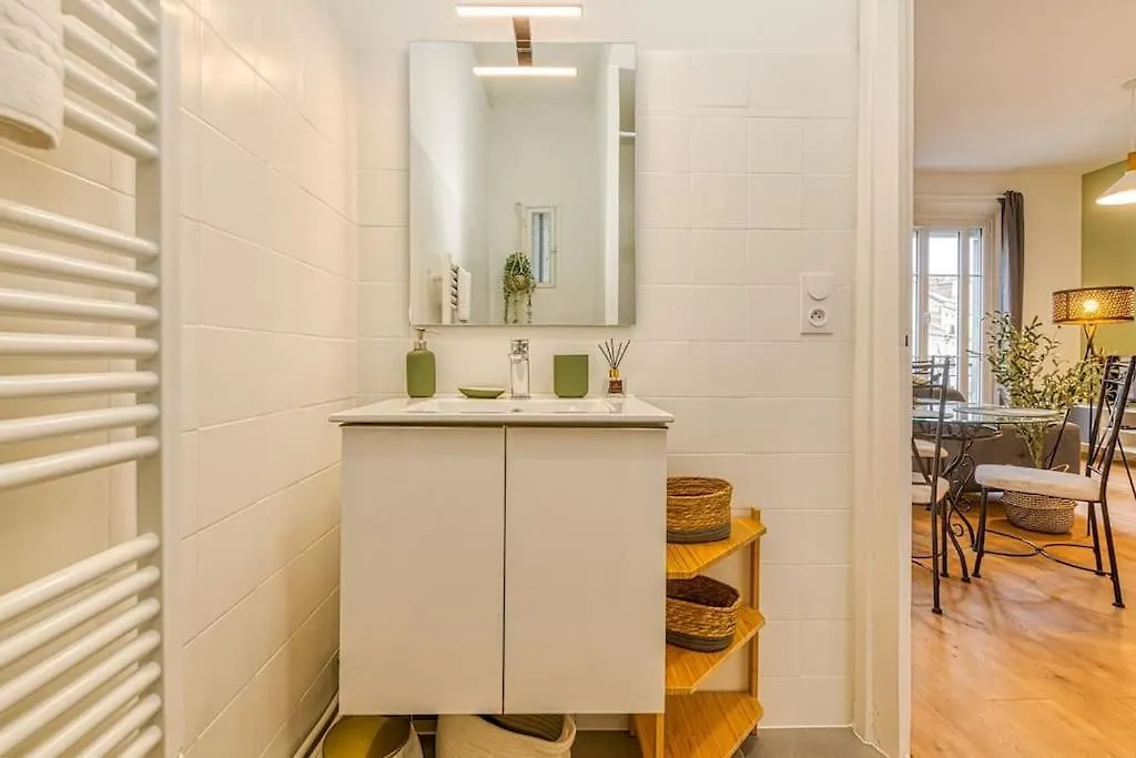 Entre Gare Et Centre-Ville: Lit Double, Wifi Grenoble France